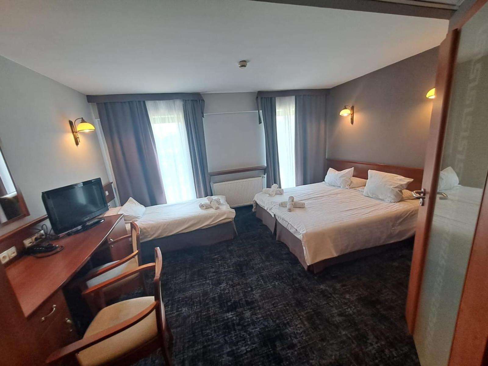 Conrad Hotel Cracovia Habitación foto